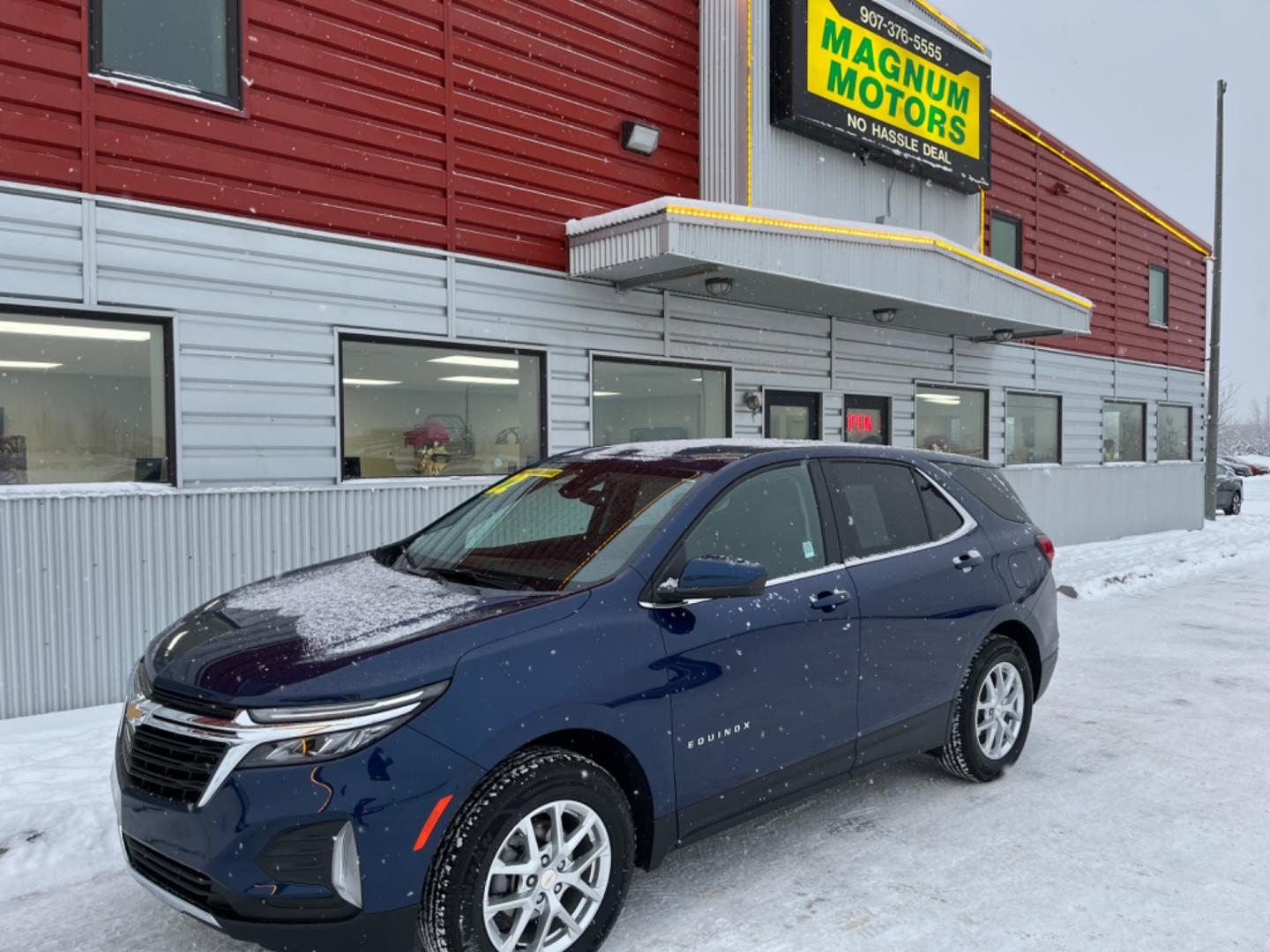 2022 Blue /charcoal cloth Chevrolet Equinox LT (3GNAXUEV5NL) with an 1.5 Turbo inline 4 engine, 6 speed automatic transmission, located at 1960 Industrial Drive, Wasilla, 99654, (907) 274-2277, 61.573475, -149.400146 - Photo#0